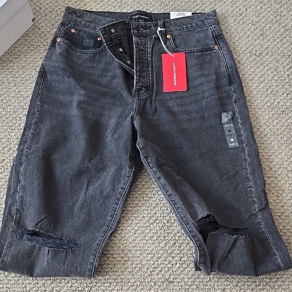 Black Distressed Denim jeans